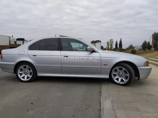 BMW 530 2001, 241,000 km - 3.0 л - Bakı