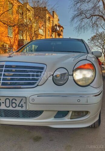 Mercedes E 240 1998, 399,000 km - 2.6 l - Bakı