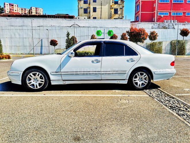 Mercedes E 240 1998, 399,000 km - 2.6 l - Bakı