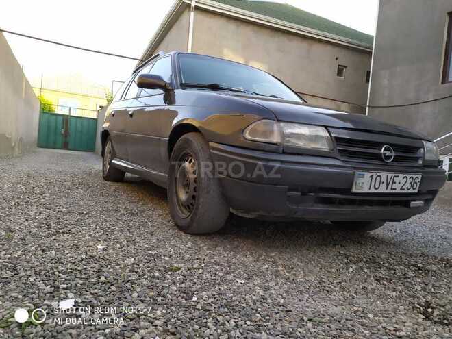 Opel Astra 1997, 320,000 km - 1.8 л - Bakı