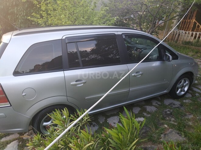 Opel Zafira 2007, 328,000 km - 1.8 л - Şəki