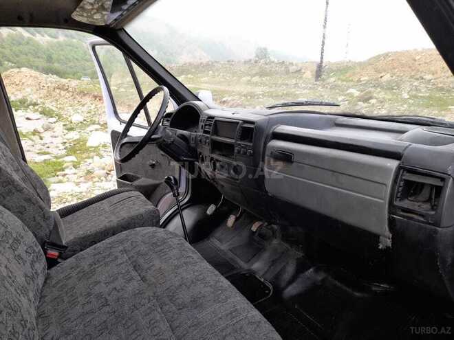 GAZ 330200 2003, 260,000 km - 2.3 l - Qusar