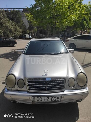 Mercedes E 280 1999, 255,000 km - 2.8 l - Bakı