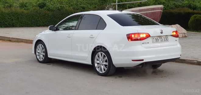 Volkswagen Jetta 2015, 83,000 km - 1.8 l - Bakı