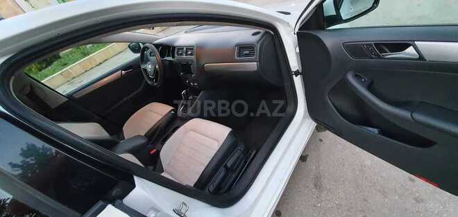 Volkswagen Jetta 2015, 83,000 km - 1.8 l - Bakı