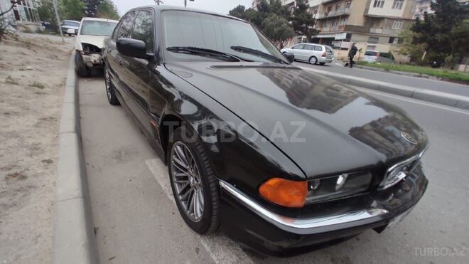 BMW 740 1996, 435,001 km - 4.4 l - Bakı