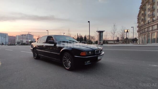 BMW 740 1996, 435,001 km - 4.4 l - Bakı