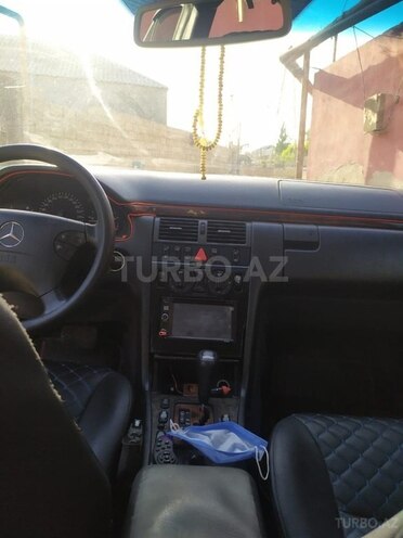 Mercedes E 320 1997, 338,000 km - 3.2 l - Bakı