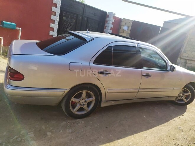 Mercedes E 320 1997, 338,000 km - 3.2 l - Bakı