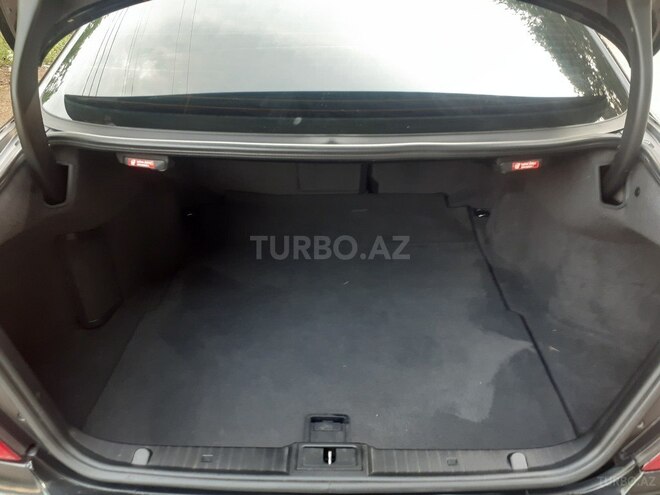 Mercedes E 240 2002, 170,500 km - 2.6 l - Samux
