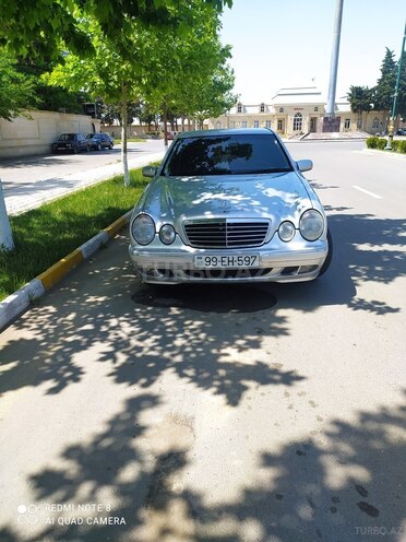 Mercedes E 200 2001, 223,000 km - 2.0 l - İmişli