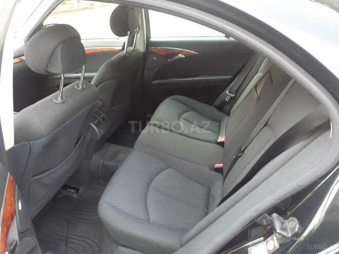 Mercedes E 240 2002, 170,500 km - 2.6 l - Samux