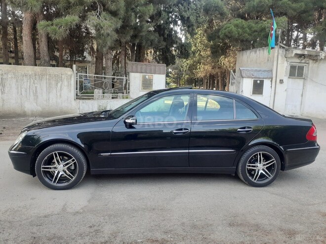 Mercedes E 240 2002, 170,500 km - 2.6 l - Samux
