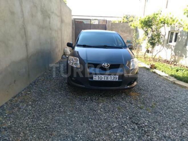 Toyota Corolla 2009, 130,000 km - 1.4 l - Bakı
