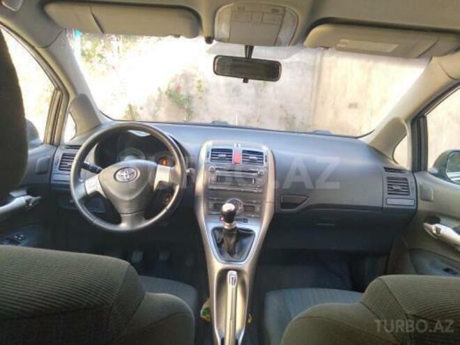 Toyota Corolla 2009, 130,000 km - 1.4 l - Bakı