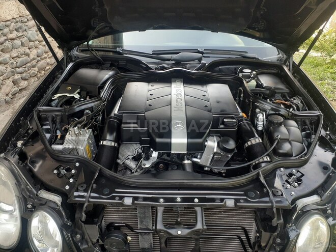 Mercedes E 240 2002, 170,500 km - 2.6 l - Samux