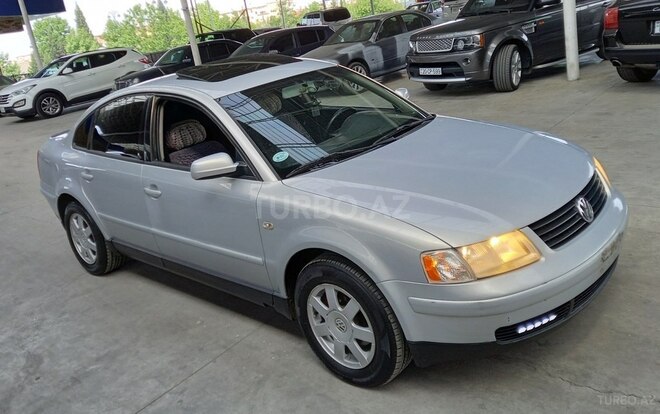 Volkswagen Passat 1999, 245,600 km - 1.8 l - Gəncə