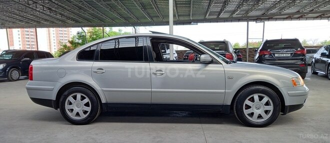 Volkswagen Passat 1999, 245,600 km - 1.8 l - Gəncə