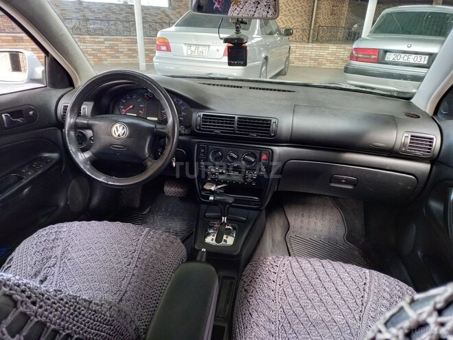 Volkswagen Passat 1999, 245,600 km - 1.8 l - Gəncə