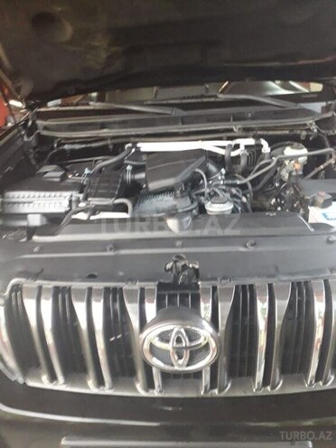Toyota Prado 2010, 226,000 km - 2.7 l - Bakı