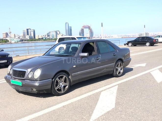 Mercedes E 280 1996, 400,000 km - 2.8 l - Bakı