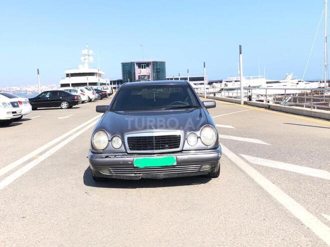 Mercedes E 280 1996, 400,000 km - 2.8 l - Bakı