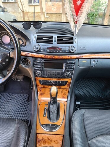 Mercedes E 320 2002, 295,327 km - 3.2 l - Bakı