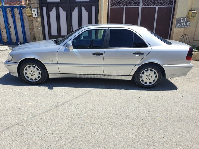 Mercedes C 220 1998, 365,000 km - 2.2 l - Bakı