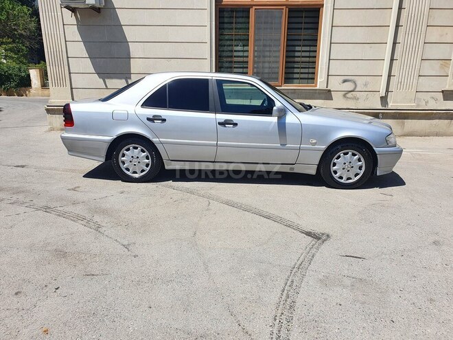 Mercedes C 220 1998, 365,000 km - 2.2 l - Bakı