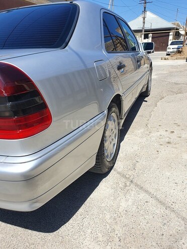 Mercedes C 220 1998, 365,000 km - 2.2 l - Bakı