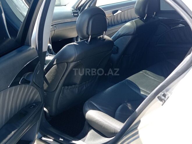 Mercedes E 270 2003, 380,000 km - 2.7 l - Bakı