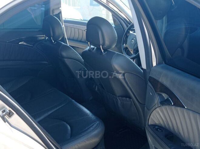 Mercedes E 270 2003, 380,000 km - 2.7 l - Bakı