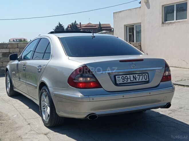 Mercedes E 270 2003, 380,000 km - 2.7 l - Bakı