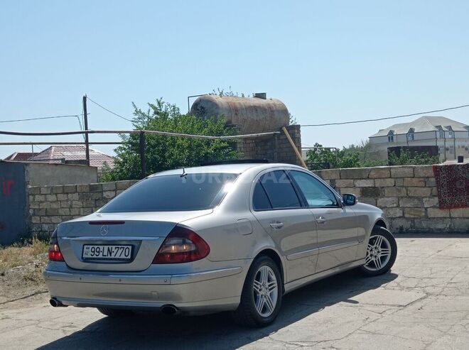 Mercedes E 270 2003, 380,000 km - 2.7 l - Bakı