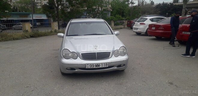 Mercedes C 220 2002, 589,971 km - 2.2 л - Bakı