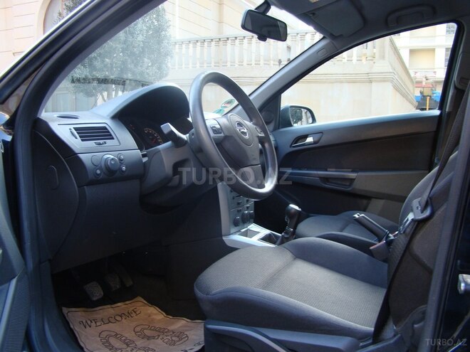Opel Astra 2009, 188,000 km - 1.4 l - Bakı