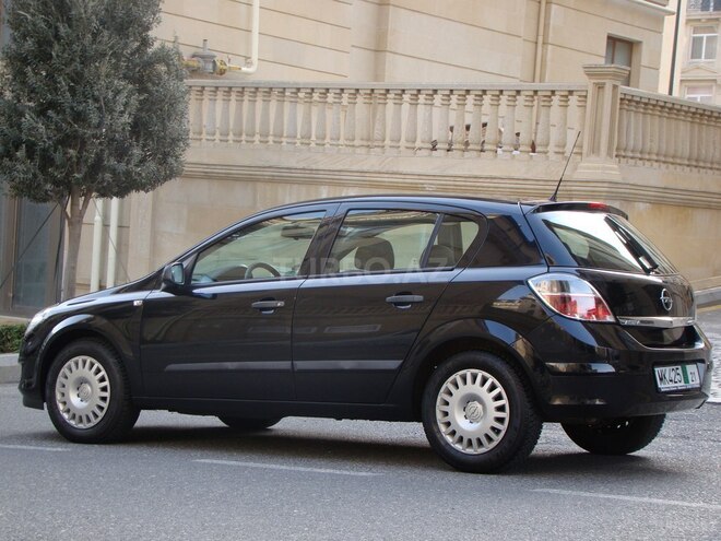 Opel Astra 2009, 188,000 km - 1.4 l - Bakı