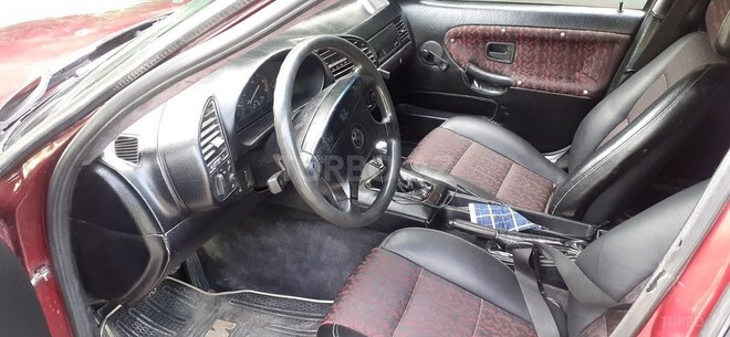 BMW 318 1992, 228,000 km - 1.8 l - Bakı