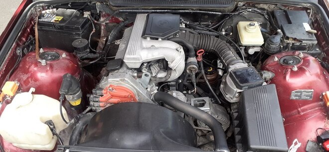 BMW 318 1992, 228,000 km - 1.8 l - Bakı