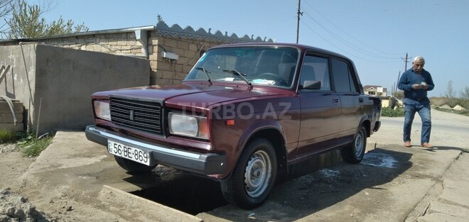 LADA (VAZ) 2107 2002, 24,092 km - 1.6 л - Salyan