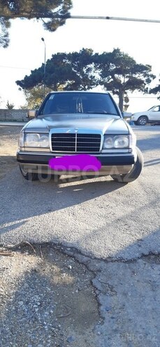 Mercedes E 200 1988, 400,000 km - 2.0 l - Bakı