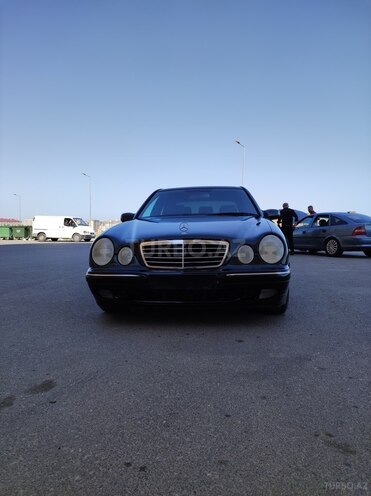 Mercedes E 220 2000, 392,620 km - 2.2 l - Bakı