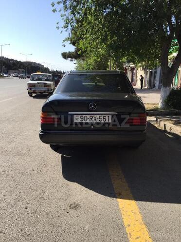 Mercedes E 250 1991, 480,000 km - 2.5 l - Sumqayıt