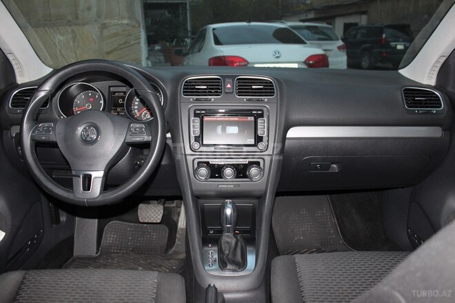 Volkswagen Golf 2011, 114,000 km - 1.6 l - Bakı