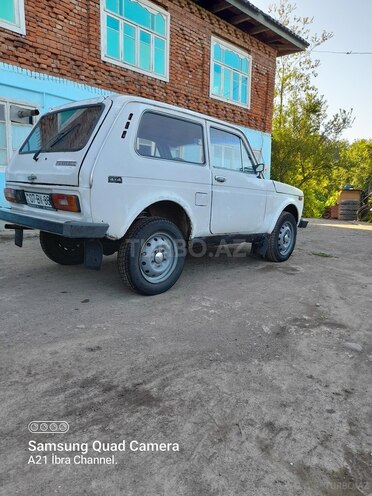 LADA (VAZ) Niva 1990, 155,000 km - 1.6 l - Astara