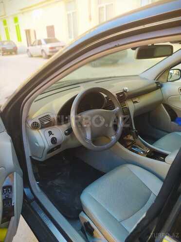 Mercedes C 240 2001, 241,000 km - 2.6 л - Bakı