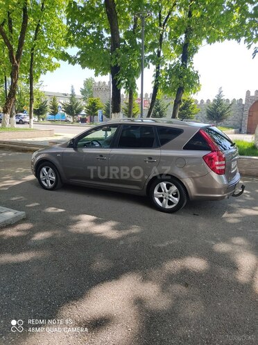 Kia Ceed 2008, 254,000 km - 1.6 l - İsmayıllı
