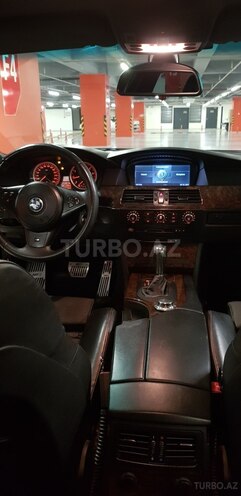 BMW 530 2005, 188,000 km - 3.0 l - Gəncə