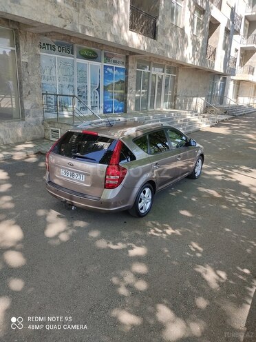 Kia Ceed 2008, 254,000 km - 1.6 l - İsmayıllı