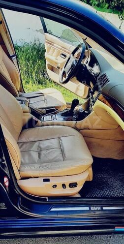 BMW 530 2000, 265,000 km - 3.0 l - Xaçmaz